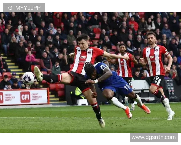 因卡皮耶：伯恩利后防新星，英超赛场冉冉升起的光芒